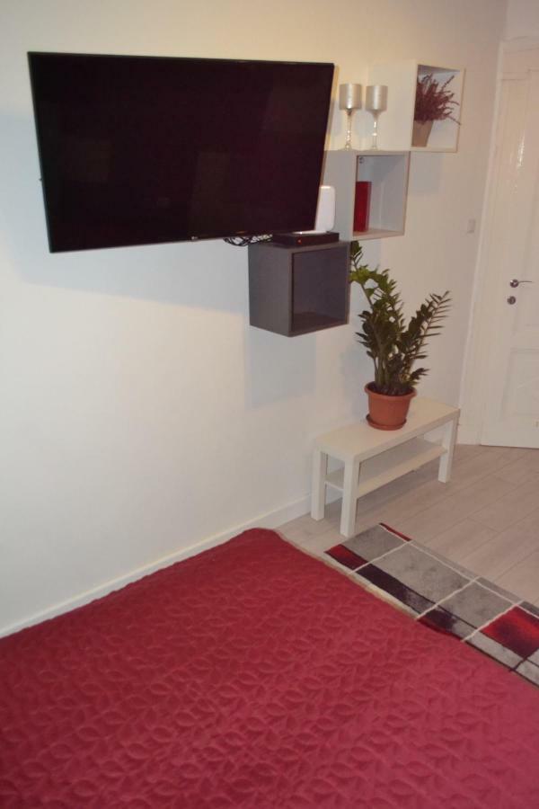 City Corso Apartman Budapest Esterno foto